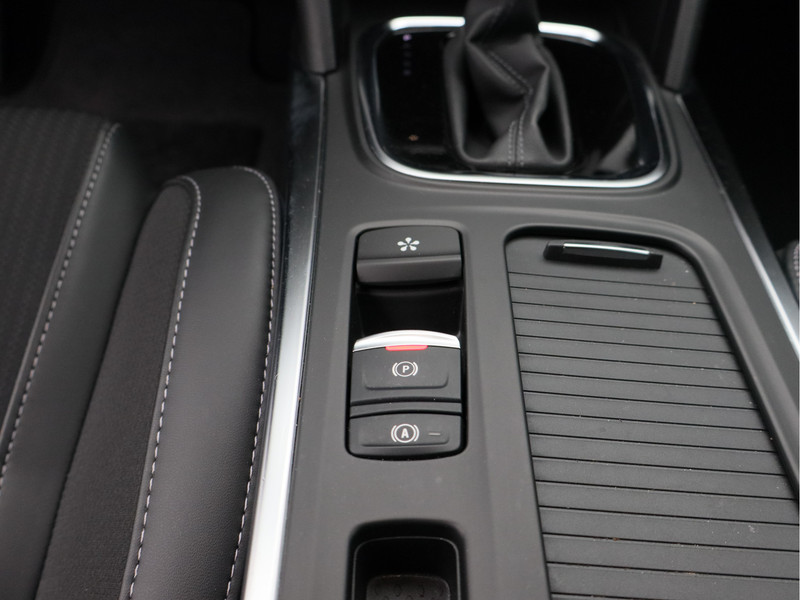 Renault Megane E-Tech Estate 1.6 Plug-In Hybrid 160 Intens/ lage km/ zeer mooi!