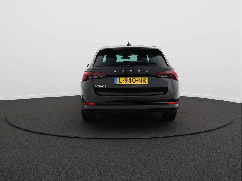 Škoda Octavia Combi 1.0 TSI Business Edition/ lage km/ zeer mooi!