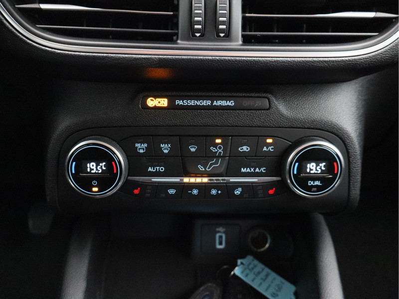 Ford Focus Wagon 1.0 EcoBoost Titanium Business/ lage km/ compleet!