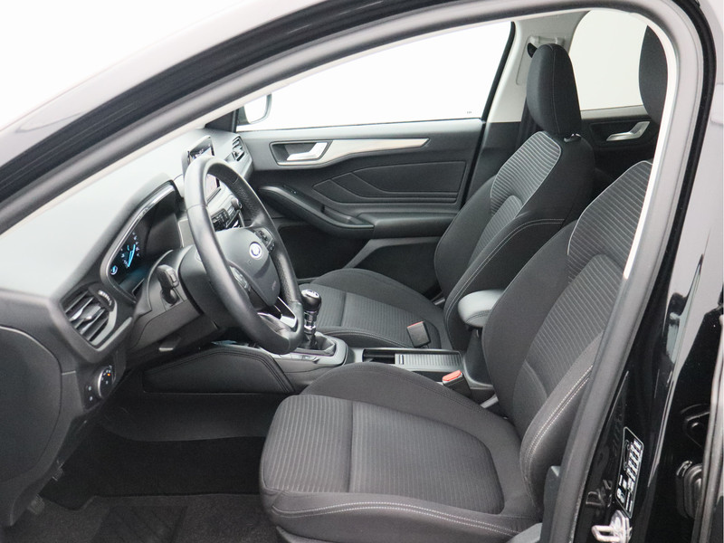 Ford Focus Wagon 1.0 EcoBoost Titanium Business/ lage km/ compleet!