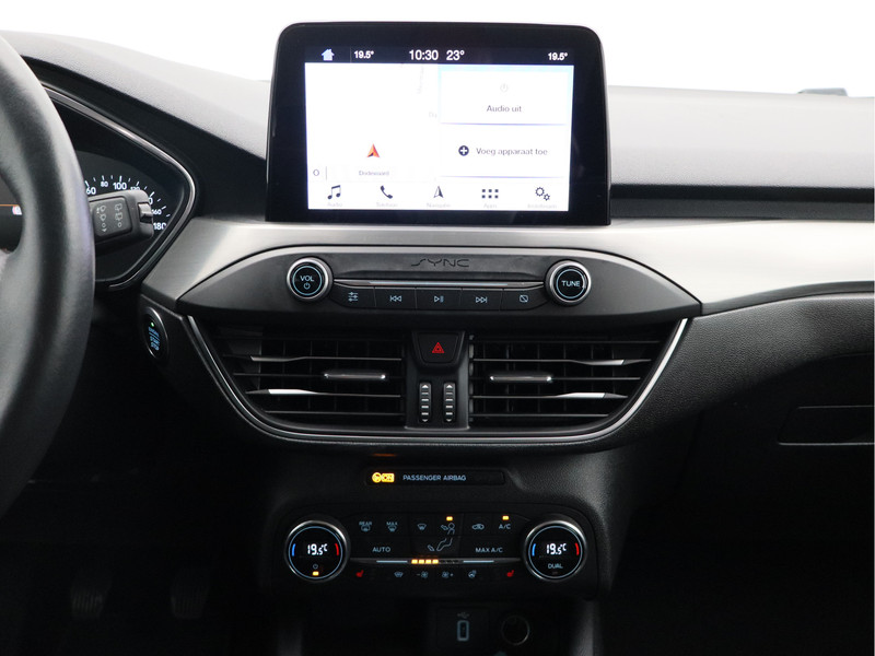 Ford Focus Wagon 1.0 EcoBoost Titanium Business/ lage km/ compleet!