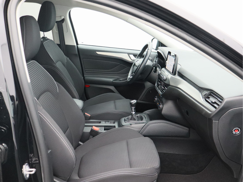 Ford Focus Wagon 1.0 EcoBoost Titanium Business/ lage km/ compleet!