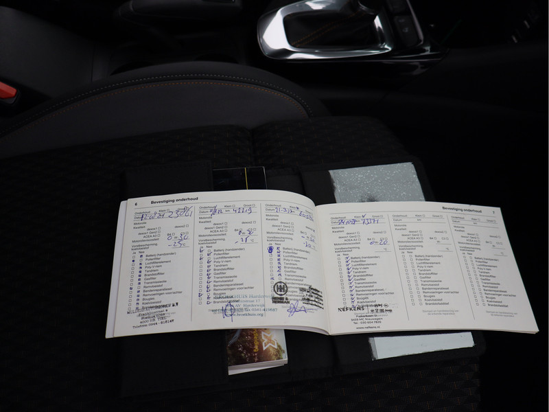 Opel Crossland X 1.2 Turbo Innovation/ automaat/ afneembare trekhaak!