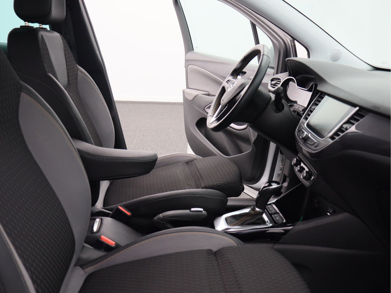 Opel Crossland X 1.2 Turbo Innovation/ automaat/ afneembare trekhaak!