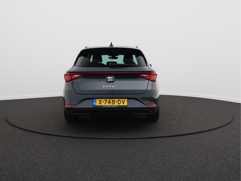 SEAT Leon Sportstourer 1.0 eTSI Style Business Intense/ automaat/ zeer mooi!