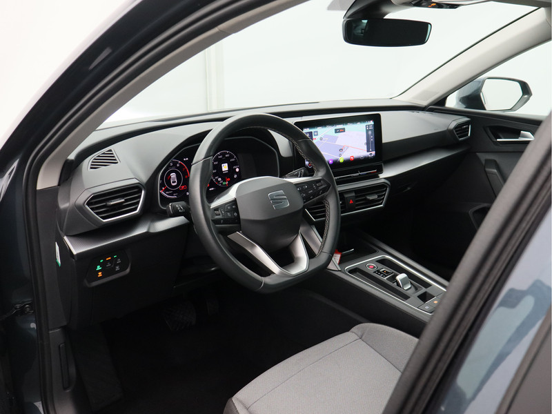 SEAT Leon Sportstourer 1.0 eTSI Style Business Intense/ automaat/ zeer mooi!