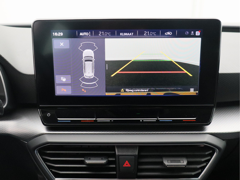 SEAT Leon Sportstourer 1.0 eTSI Style Business Intense/ automaat/ zeer mooi!