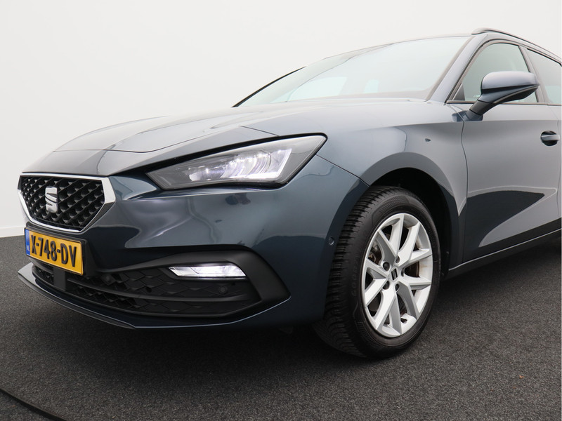 SEAT Leon Sportstourer 1.0 eTSI Style Business Intense/ automaat/ zeer mooi!