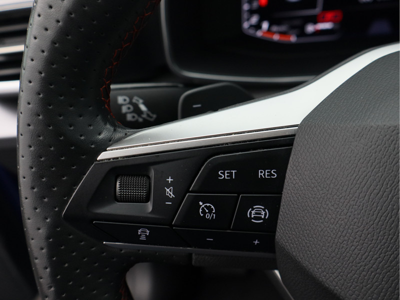 SEAT Leon Sportstourer 1.5 eTSI FR Launch Edition/ automaat/ zeer mooi!