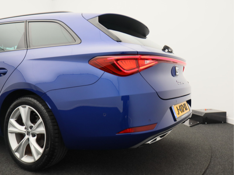 SEAT Leon Sportstourer 1.5 eTSI FR Launch Edition/ automaat/ zeer mooi!