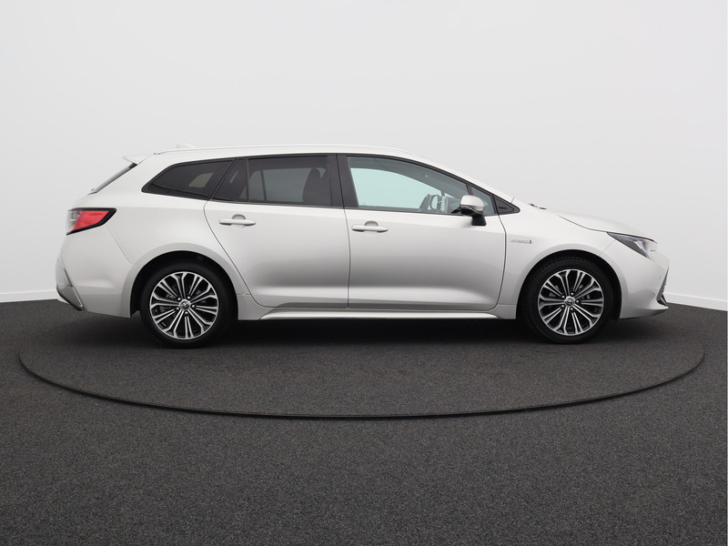 Toyota Corolla Touring Sports 1.8 Hybrid Dynamic/ lage km/ zeer mooi!