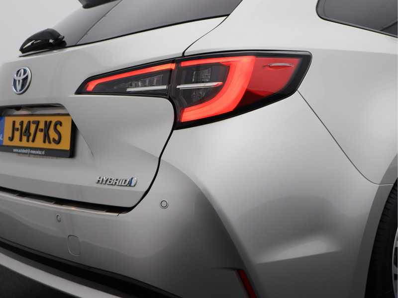 Toyota Corolla Touring Sports 1.8 Hybrid Dynamic/ lage km/ zeer mooi!