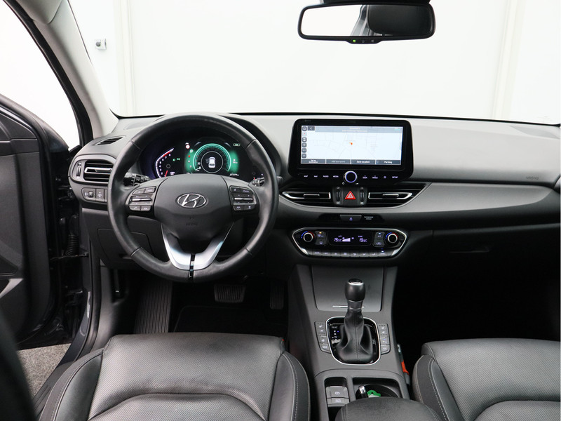 Hyundai i30 Wagon 1.5 T-GDi MHEV Premium/ automaat/ compleet!