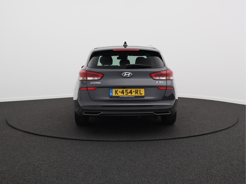 Hyundai i30 Wagon 1.5 T-GDi MHEV Premium/ automaat/ compleet!