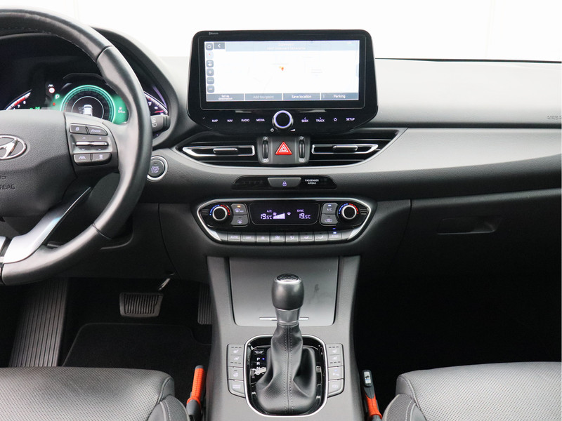 Hyundai i30 Wagon 1.5 T-GDi MHEV Premium/ automaat/ compleet!