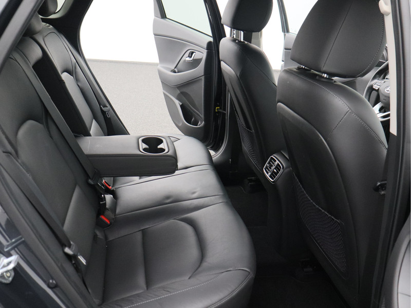 Hyundai i30 Wagon 1.5 T-GDi MHEV Premium/ automaat/ compleet!