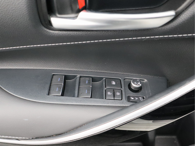 Toyota Corolla Touring Sports 1.8 Hybrid Business Plus/ lage km/ zeer mooi!