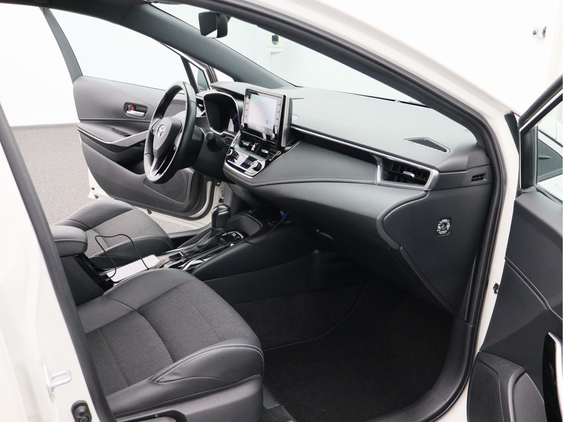 Toyota Corolla Touring Sports 1.8 Hybrid Business Plus/ lage km/ zeer mooi!