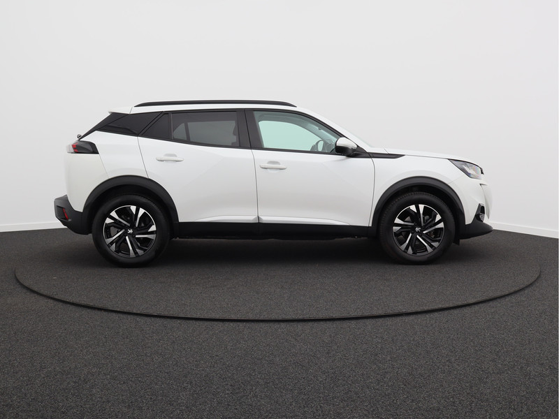 Peugeot 2008 1.2 PureTech Blue Lease Allure/ trekhaak/ zeer mooi!