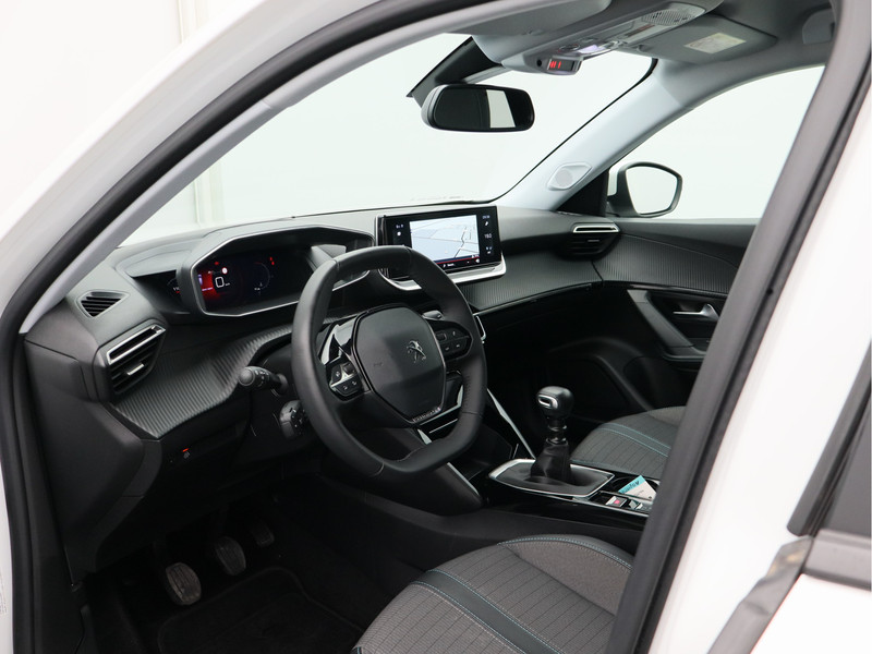 Peugeot 2008 1.2 PureTech Blue Lease Allure/ trekhaak/ zeer mooi!