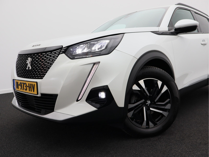 Peugeot 2008 1.2 PureTech Blue Lease Allure/ trekhaak/ zeer mooi!