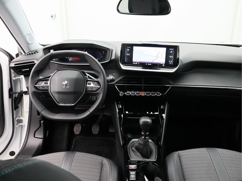 Peugeot 2008 1.2 PureTech Blue Lease Allure/ trekhaak/ zeer mooi!