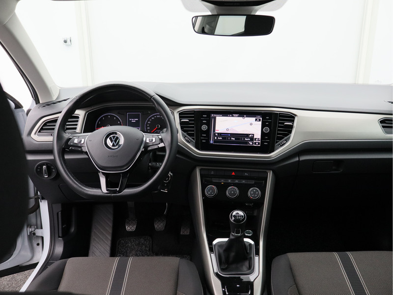 Volkswagen T-Roc 1.0 TSI Style Business/ camera/ schuifdak/ zeer mooi!