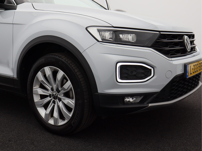 Volkswagen T-Roc 1.0 TSI Style Business/ camera/ schuifdak/ zeer mooi!