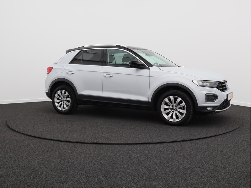 Volkswagen T-Roc 1.0 TSI Style Business/ camera/ schuifdak/ zeer mooi!