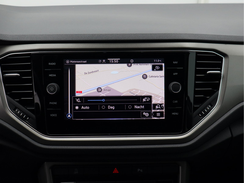 Volkswagen T-Roc 1.0 TSI Style Business/ camera/ schuifdak/ zeer mooi!