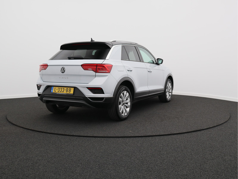 Volkswagen T-Roc 1.0 TSI Style Business/ camera/ schuifdak/ zeer mooi!
