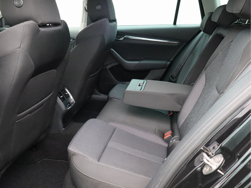 Škoda Octavia Combi 1.0 e-TSI Business Edition Plus/ automaat/ zeer mooi!