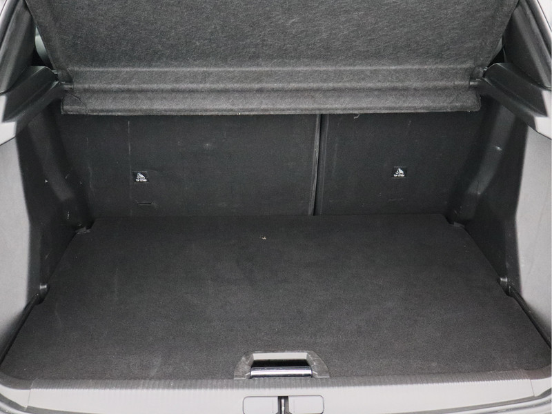 Peugeot 2008 1.2 PureTech Allure/ lage km/ compleet!