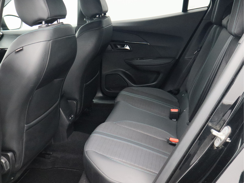 Peugeot 2008 1.2 PureTech Allure/ lage km/ compleet!