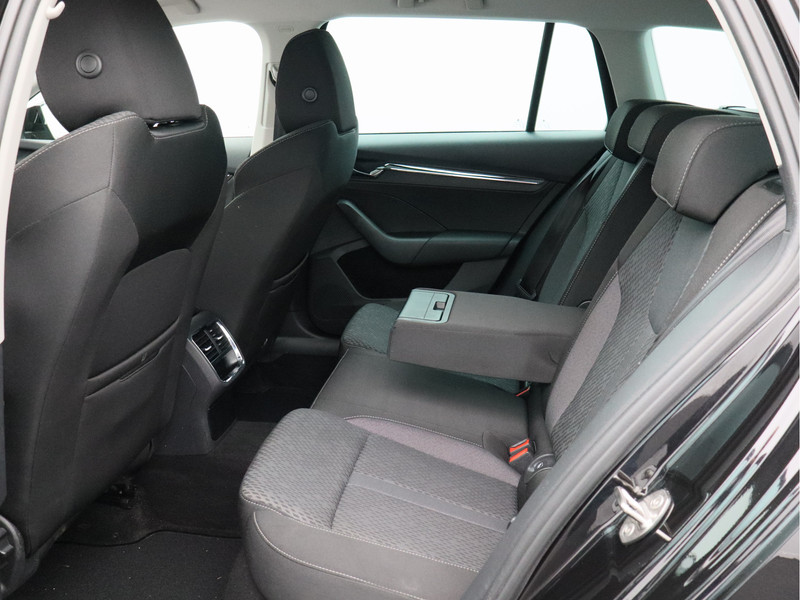 Škoda Octavia Combi 1.5 e-TSI Business Edition Plus/ automaat/ zeer mooi!