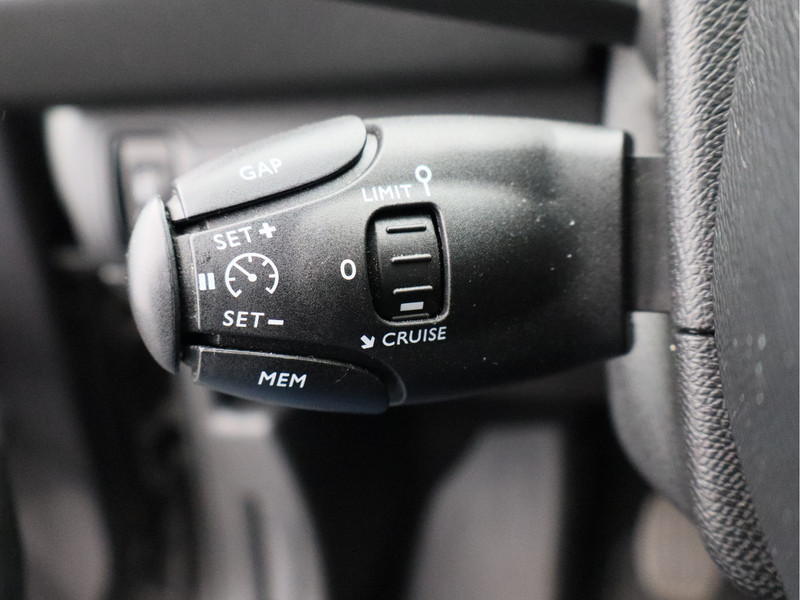 Peugeot 308 SW 1.2 PureTech Blue Lease Allure/ zeer mooi!