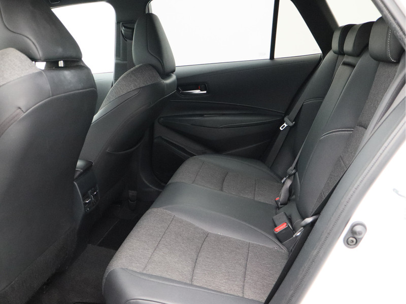 Toyota Corolla Touring Sports 1.8 Hybrid Business Plus/ lage km/ zeer mooi!