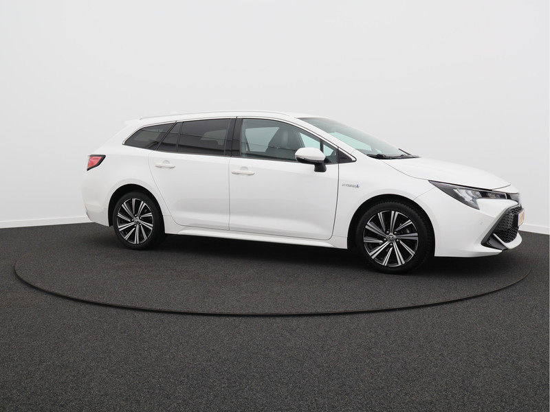 Toyota Corolla Touring Sports 1.8 Hybrid Business Plus/ lage km/ zeer mooi!