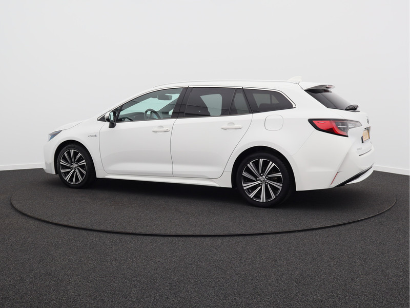 Toyota Corolla Touring Sports 1.8 Hybrid Business Plus/ lage km/ zeer mooi!