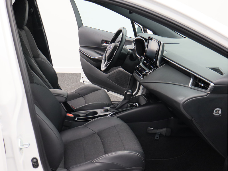 Toyota Corolla Touring Sports 1.8 Hybrid Business Plus/ lage km/ zeer mooi!