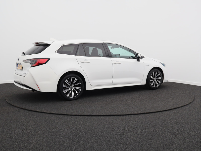 Toyota Corolla Touring Sports 1.8 Hybrid Business Plus/ lage km/ zeer mooi!