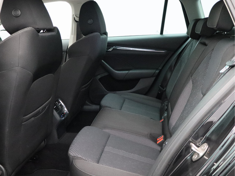 Škoda Octavia Combi 1.0 e-TSI Business Edition Plus/ automaat/ zeer mooi!