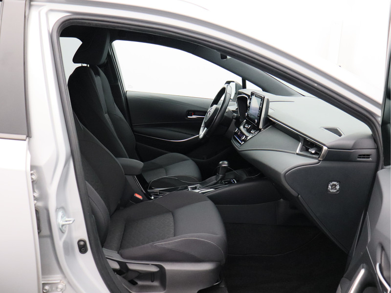 Toyota Corolla Touring Sports 1.8 Hybrid Business Plus/ lage km/ trekhaak!