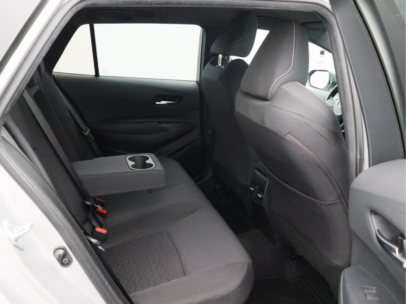 Toyota Corolla Touring Sports 1.8 Hybrid Business Plus/ lage km/ trekhaak!