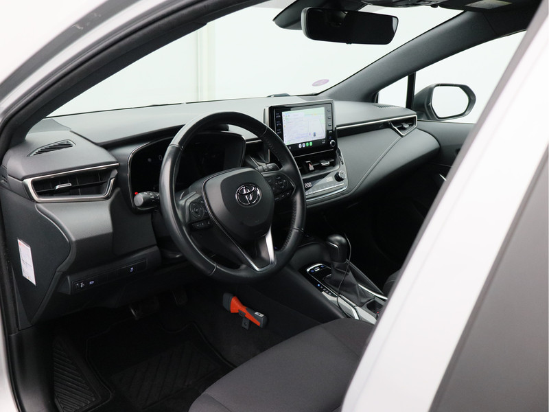 Toyota Corolla Touring Sports 1.8 Hybrid Business Plus/ lage km/ trekhaak!