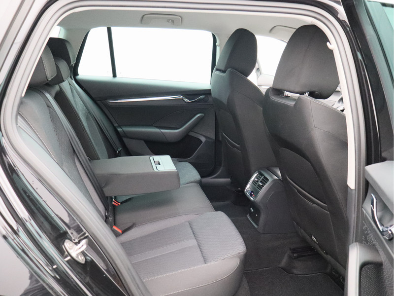 Škoda Octavia Combi 1.5 e-TSI Business Edition Plus/ trekhaak/ zeer mooi!