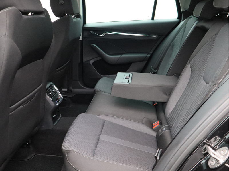 Škoda Octavia Combi 1.5 e-TSI Business Edition Plus/ trekhaak/ zeer mooi!