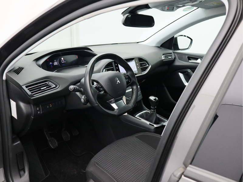 Peugeot 308 SW 1.2 PureTech Blue Lease Active/ lage km!