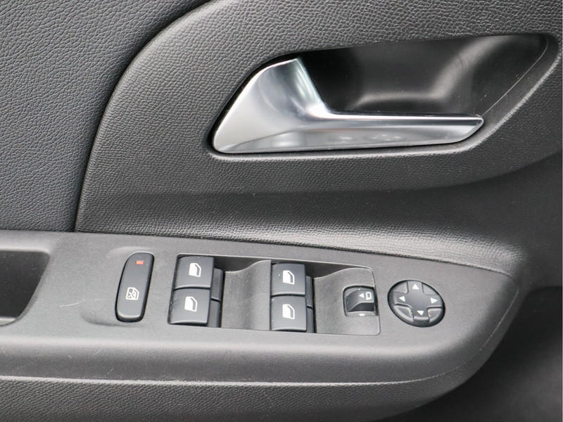 Opel Corsa 1.2 Turbo Elegance/ lage km/ achteruitrijcamera!