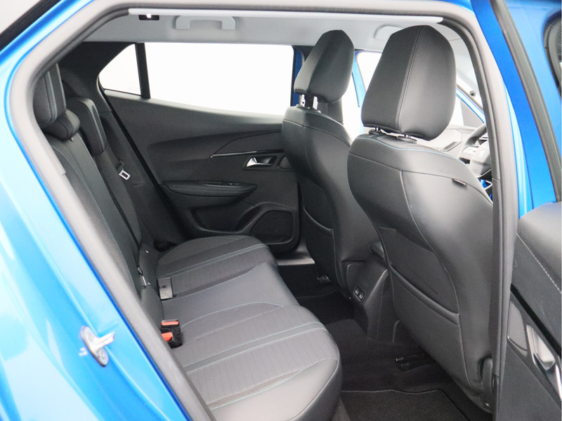 Peugeot 2008 1.2 PureTech Blue Lease Allure/ trekhaak!
